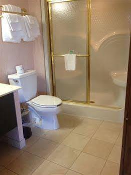 Western Tower Hotel 3*