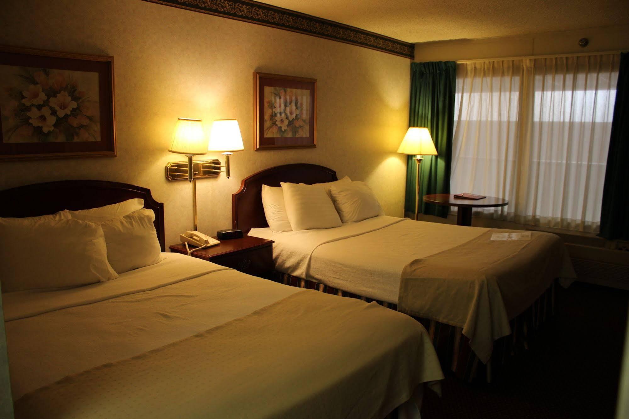 Western Tower Hotel 3*