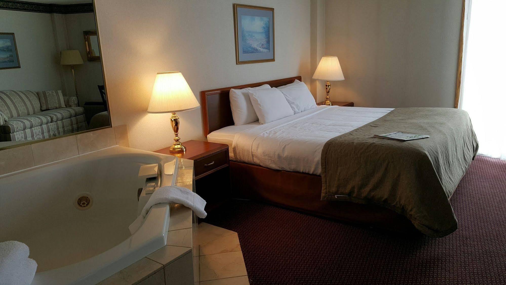 Hotel Western Tower 3*