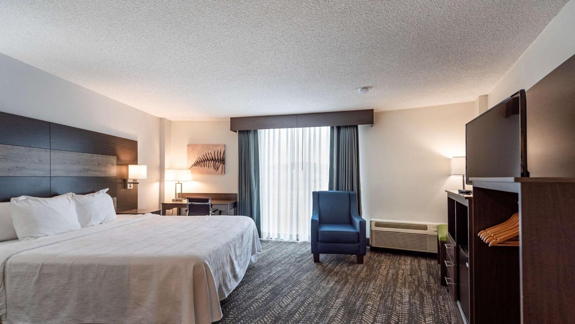 Hotel Western Tower 3*
