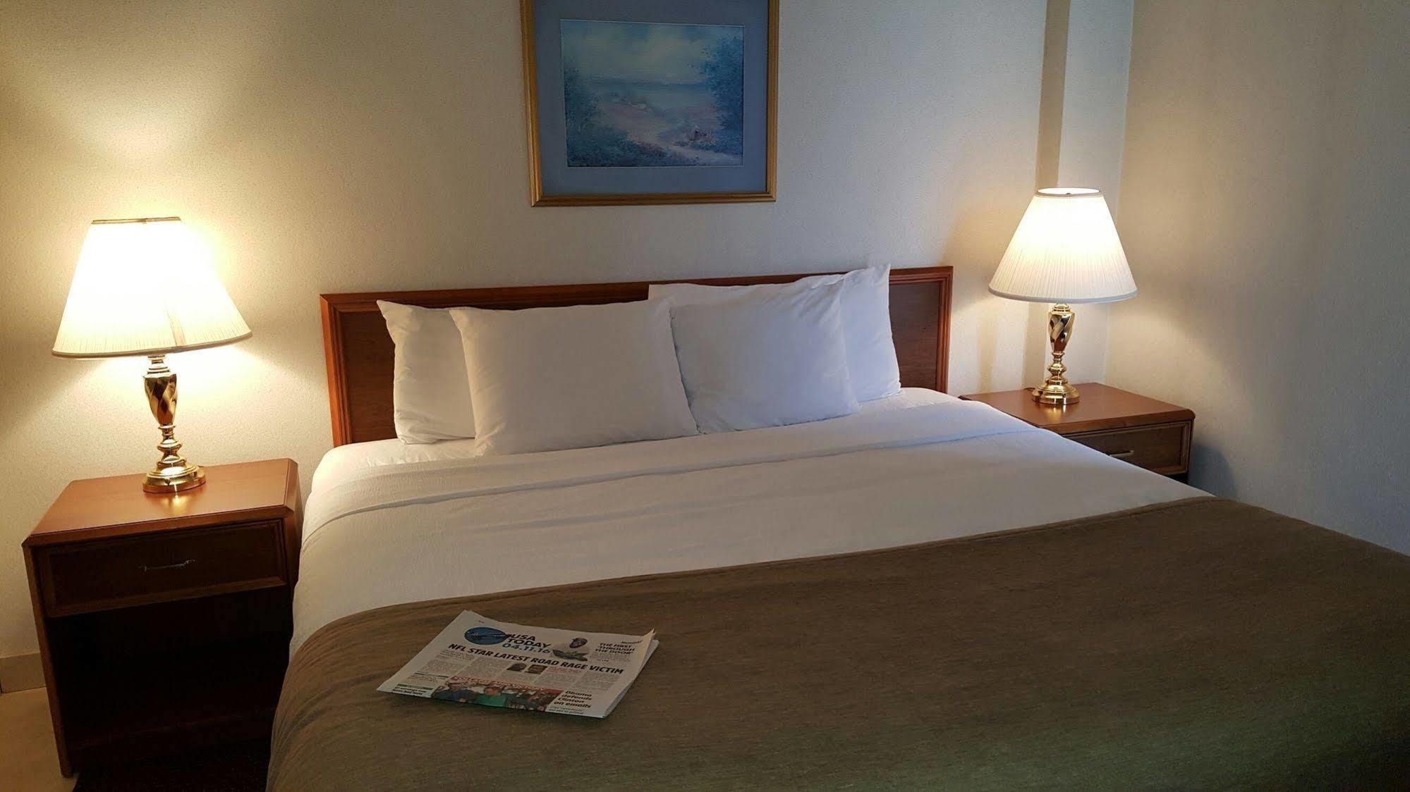 Western Tower 3* Wausau